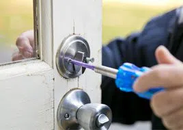 Galaxy Locksmith Store Lansdowne, PA 610-235-0681 - 12-Changing-Locks